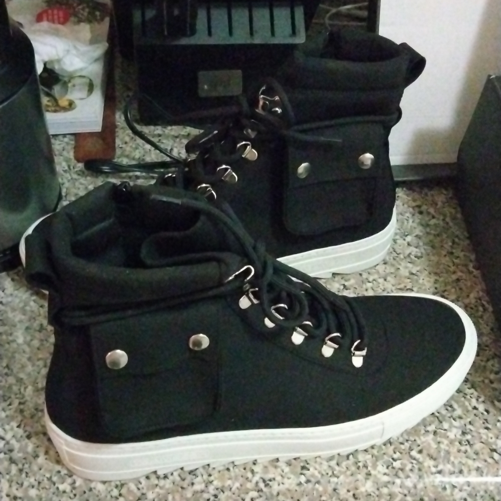 Teamsesh Deadman cargo boots (Price Negotiable) (New) Never worn once